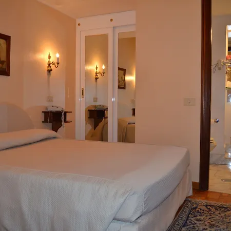 Palazzo Dei Cardinali 3* Рим