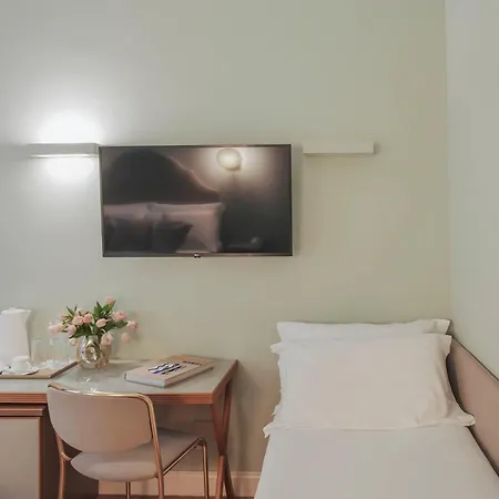 Palazzo Dei Cardinali 3*