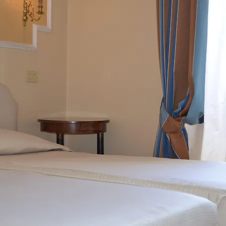 Palazzo Dei Cardinali 3* Рим