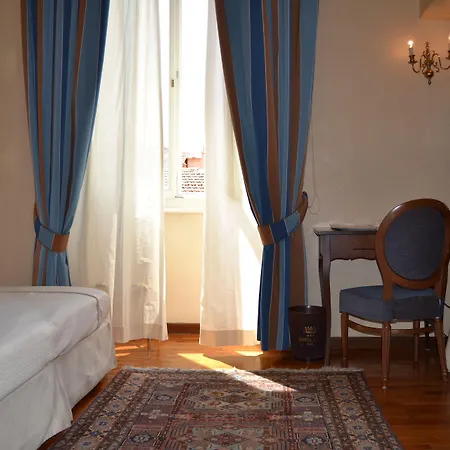 Palazzo Dei Cardinali Рим