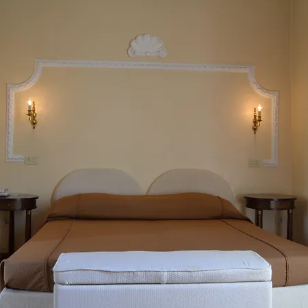 Отель Palazzo Dei Cardinali