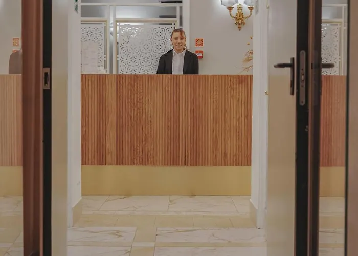 Palazzo Dei Cardinali 3*