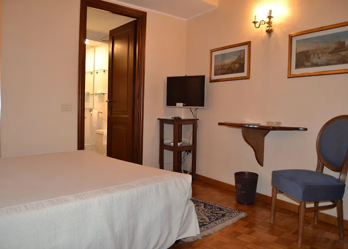 מלון Palazzo Dei Cardinali 3*